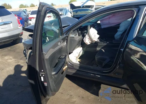 2021 Kia K5 Lxs z USA, uszkodzony, nr VIN 5XXG14J21MG003089